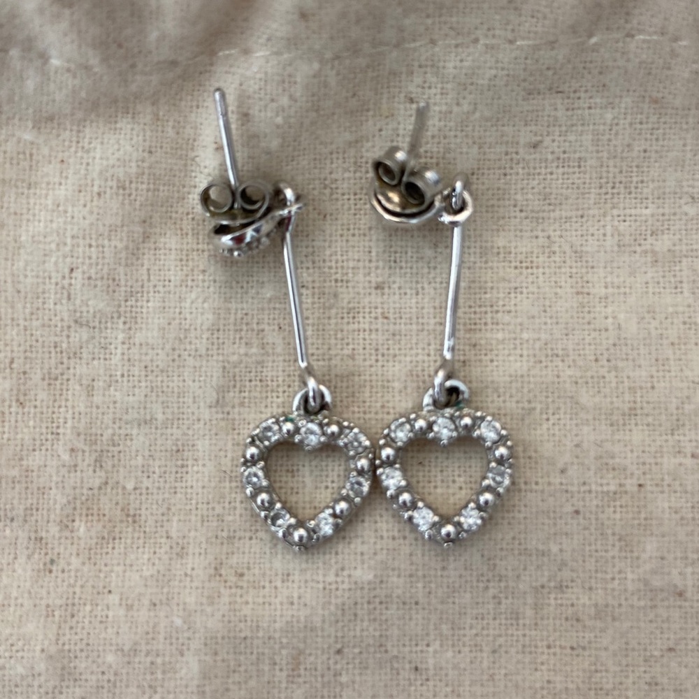 Staring silver earrings